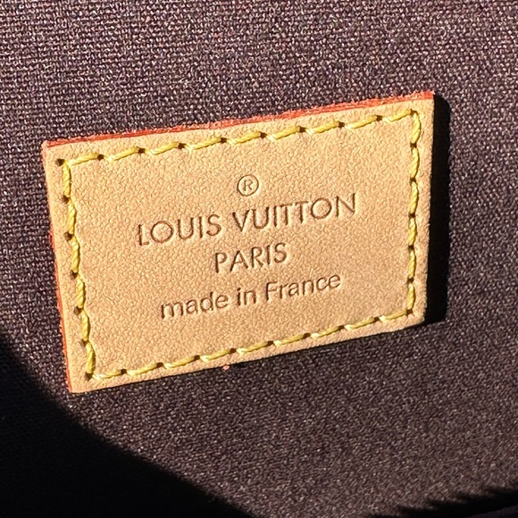 Louis Vuitton Vernise Alma BB - Picture 2 of 16